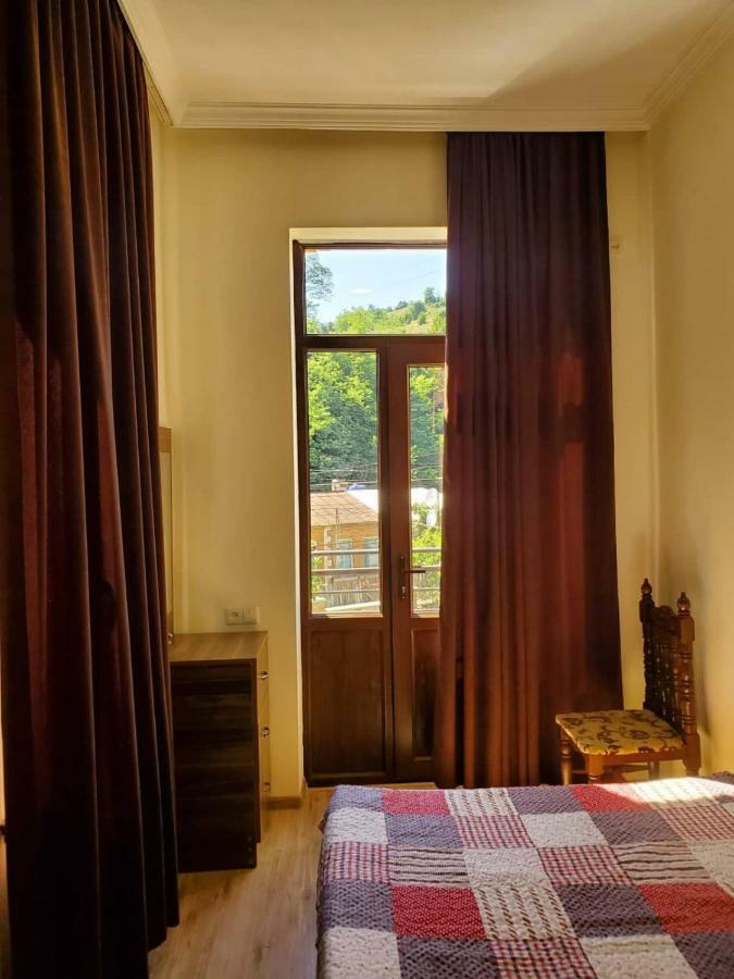 Hostel Family クタイシ エクステリア 写真